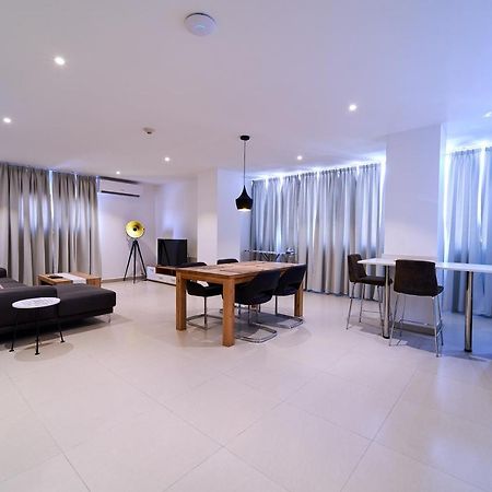 Suncity Hotel Apartment 아크라 외부 사진