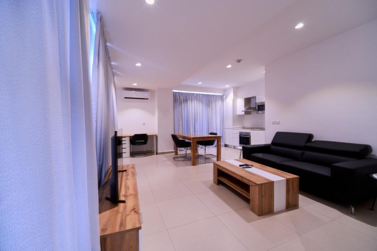 Suncity Hotel Apartment 아크라 외부 사진