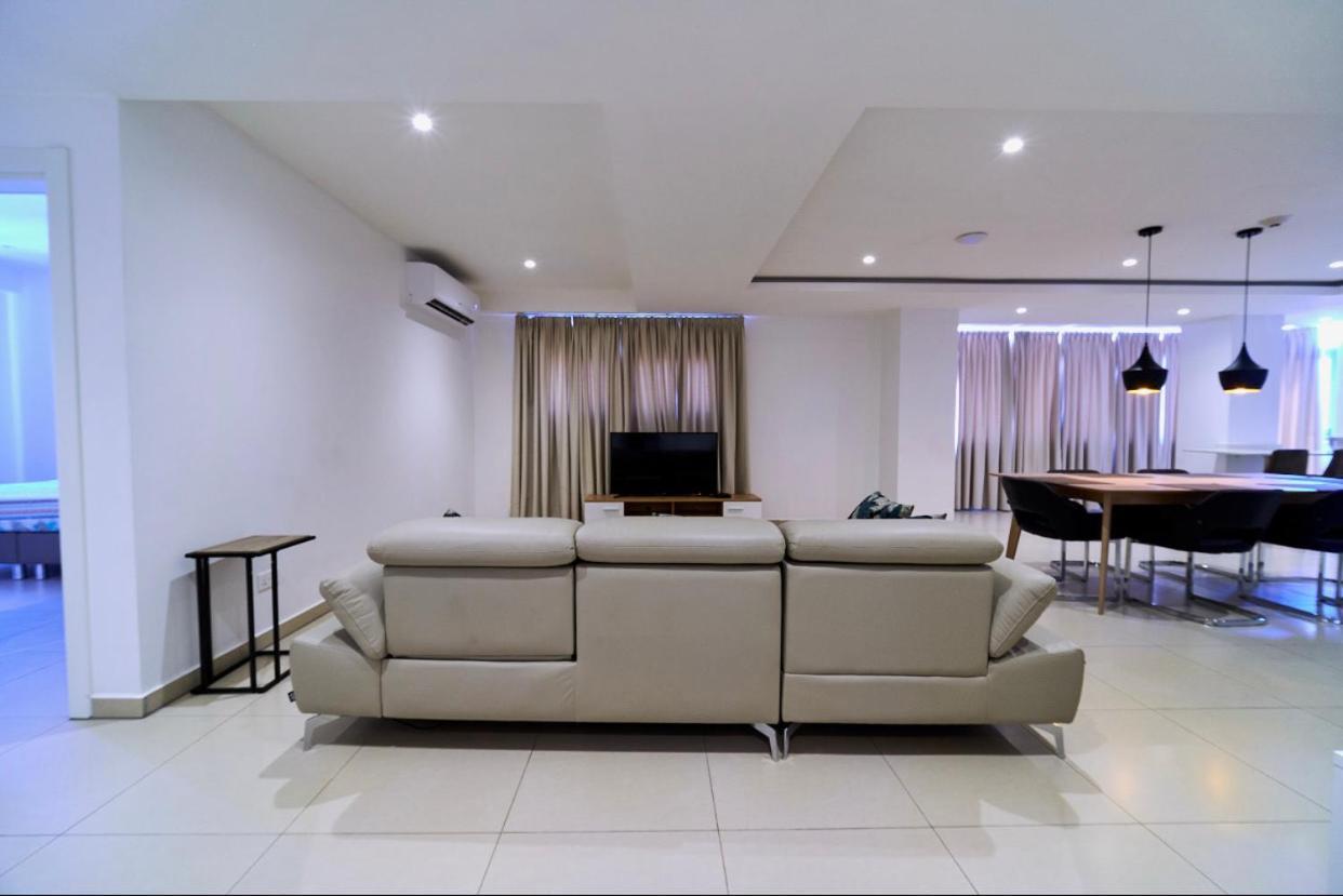 Suncity Hotel Apartment 아크라 외부 사진