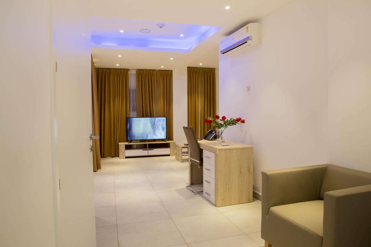 Suncity Hotel Apartment 아크라 외부 사진